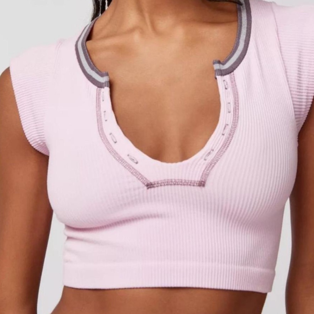 out from under go for gold seamless crop top